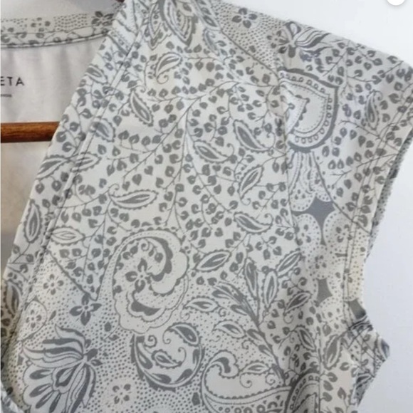 🩶🤍Athleta Wrap Dress - Picture 3 of 7